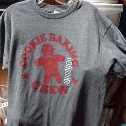 Christmas Tshirt New Size Medium 