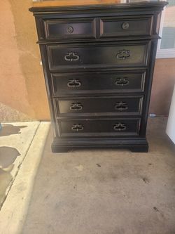 Dresser