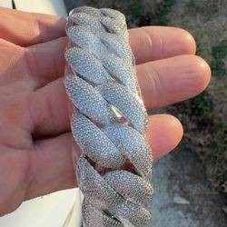 22 mm Moissanite Chain