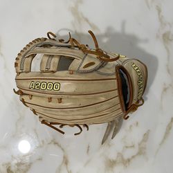 Right Hand Throw 12.75" A2000 Baseball Glove