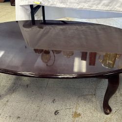 Queen Anne Style Coffee and Side Table