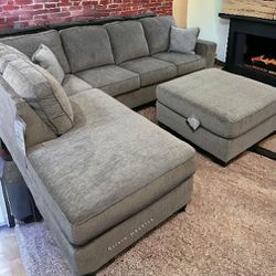 Ashley ⚡⚡ altari 2 Piece Sectional 🥞 With Chaise Couch 
