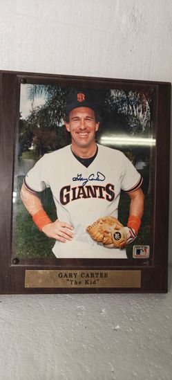 Authentic Hand-Signed Gary Carter Autograph Plaque.