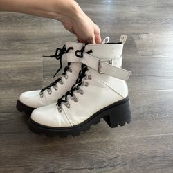 WHITE PLATFORM BOOTS