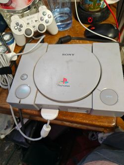 PlayStation PS1 with games