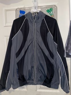 New balance windbreaker