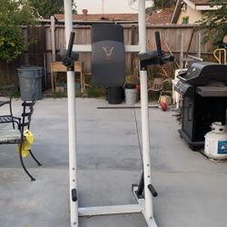 Pull Up Bar 