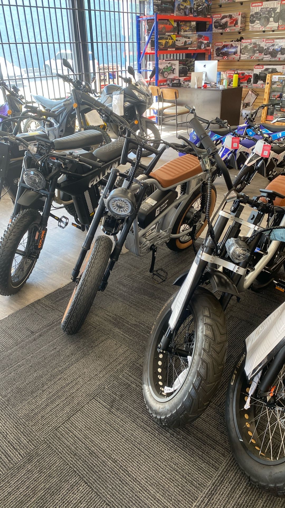 Golden Cycles Panthro eBike 750w/48v (28mph/45mile Range)