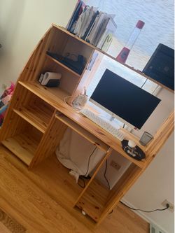 Desk & Compartment