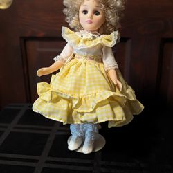 Goldilocks Doll with doll stand