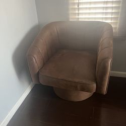 Set Of Two Club Chairs 