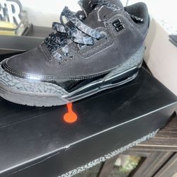 Air Jordan’s 3 Retro Black/Charcoal size 3.5 Youth BRAND NEW