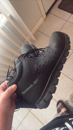 Steel toe shoes
