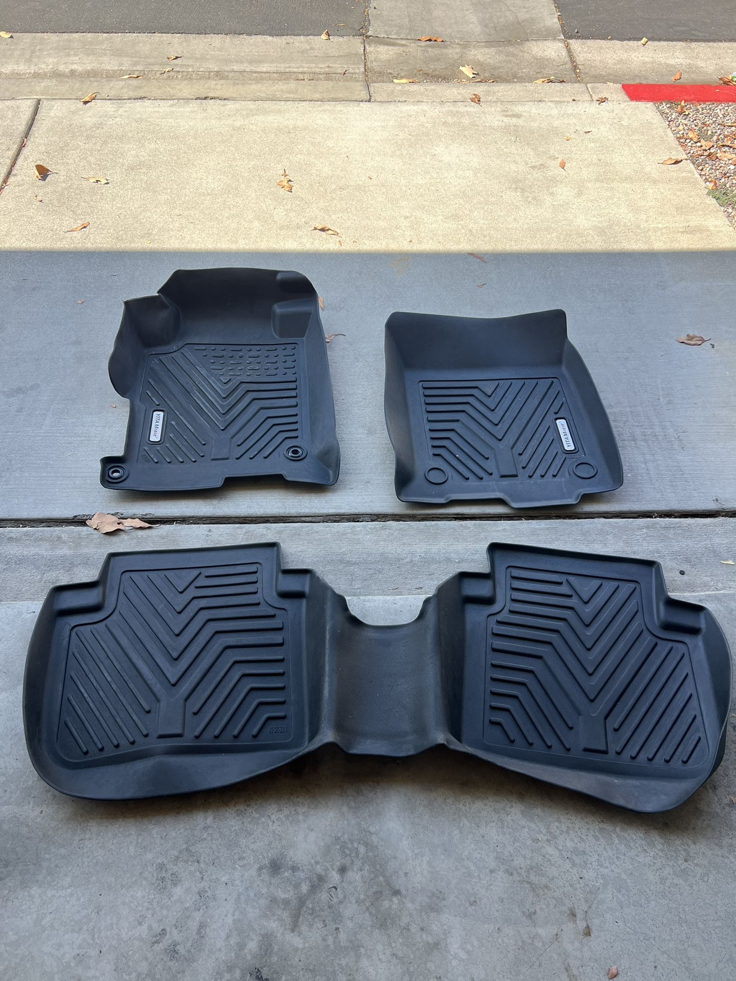 YITAMOTOR Floor Mats Compatible with Honda Accord, Floor Liners Custom fit for 2013-2017 Honda Accord Sedans, 1st/2nd Row All Weather Protection, Blk.