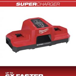 Milwaukee Súper Charger