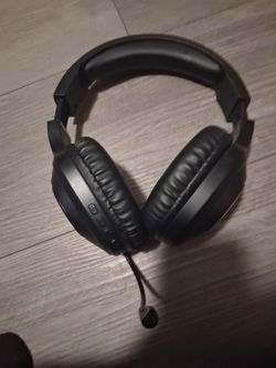 ACL wireless headphones