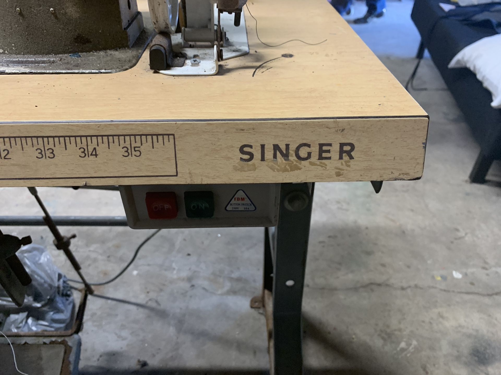 Singer 3115 industrial sewing machine for Sale in Pasadena, TX OfferUp