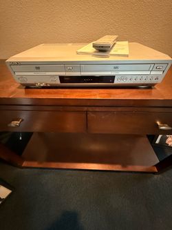 Sony SLV-D370P DVD/VHS Combo Player VCR + Remote & Manual - READ DESCRIPTION