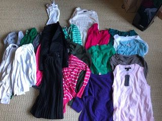 Women’s Clothing Lot size XS-S