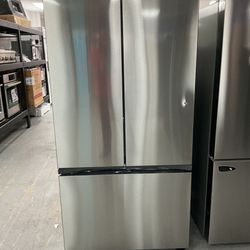 Samsung Stainless steel French Door (Refrigerator) 35 3/4 Model RF30BB6600QLAA - A-00002729