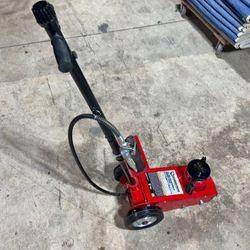 Strongway 35 Ton
Quick Lift