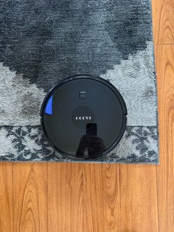 ROBOT VACUUM GOOVI