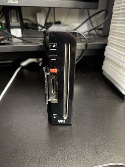 Nintendo wii (gamecube compatible) console only