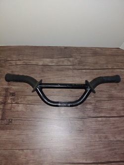 Replacement 20" Kids Black Bicycle Handlebar w Grips