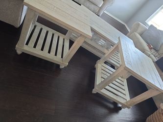 Living room coffee tables