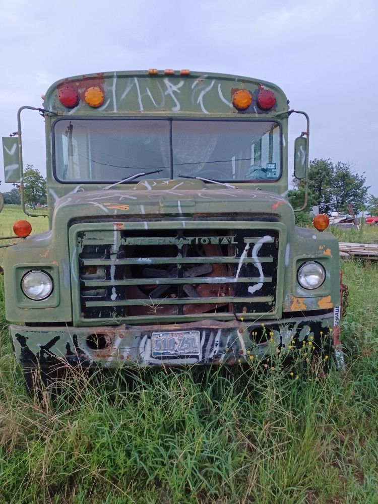 Remodeled School Bus Liveable
