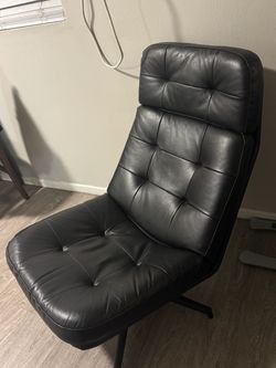 IKEA havberg swivel chair / lounge chair