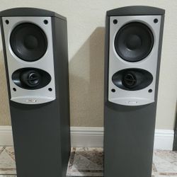 Bose 601 Series IV Speakers – Excellent Condition
