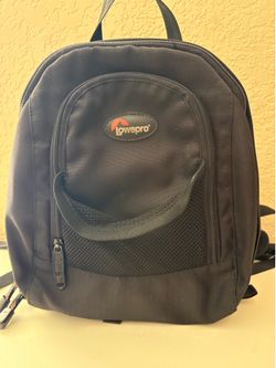 Lower mini camera bag