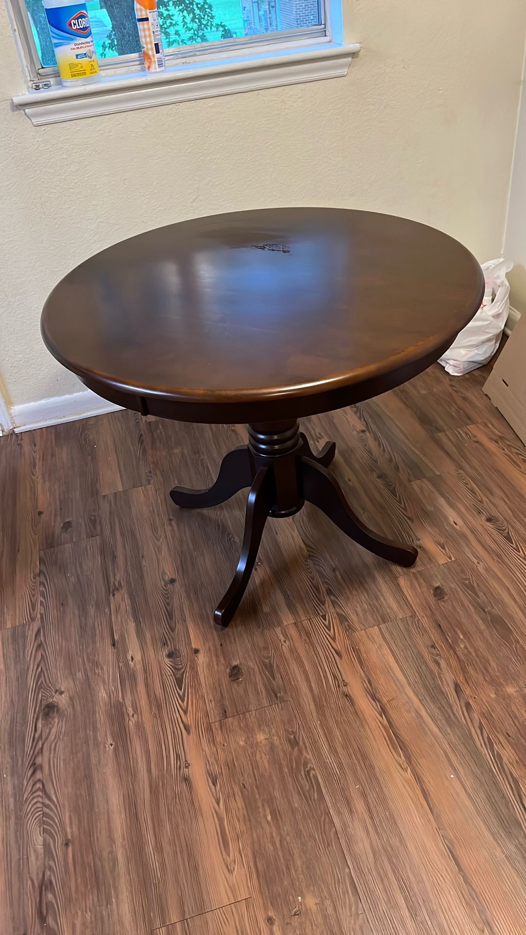 Free Dining Table