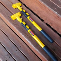 Rubbermaid Commercial  Jaw Clamp Mop Holder 