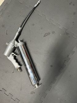 Central Pneumatic #219 Air Powered Grease Gun