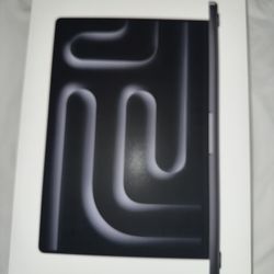 Firm price SEALED 16” Apple MacBook Pro M4 Max 36GB RAM 1TB SSD Space Black Or Silver With Receipt I Can Deliver 