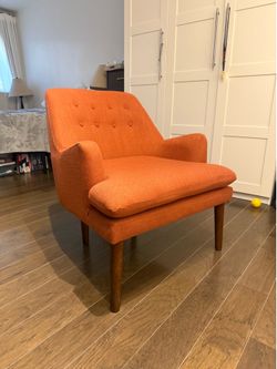 Mid-Century Modern Burnt Orange Accent Chair – Excellent Condition