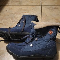 Columbia Women's Minx Shorty or Powder Summit insulated boots