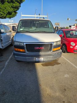 2014 GMC Savana
