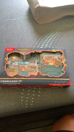 Charizard ex special collection