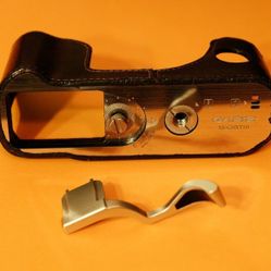 GARIZ BROWN LEATHER CAMERA HALF CASE XS-CHXT30BK FOR FUJI FUJIFILM X-T10 X-T20 X-T30. And Silver Thumb GRIP