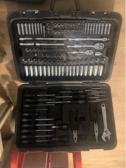 Used Pittsburgh 301-Piece Tool Kit – Complete Mechanic’s Set