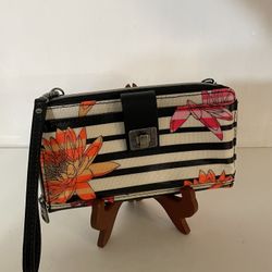 Sak Roots Wristlet Very Nice
