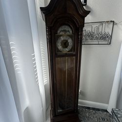 TREND Grandfather Clock