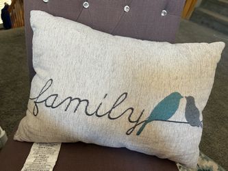 Throw pillow Family
