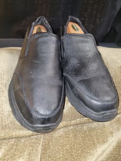 Skechers Almost New Size 11 Slip Resistant