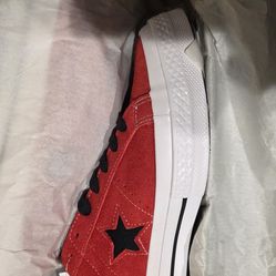 *MINT CONDITION* Converse One Star Red Vintage