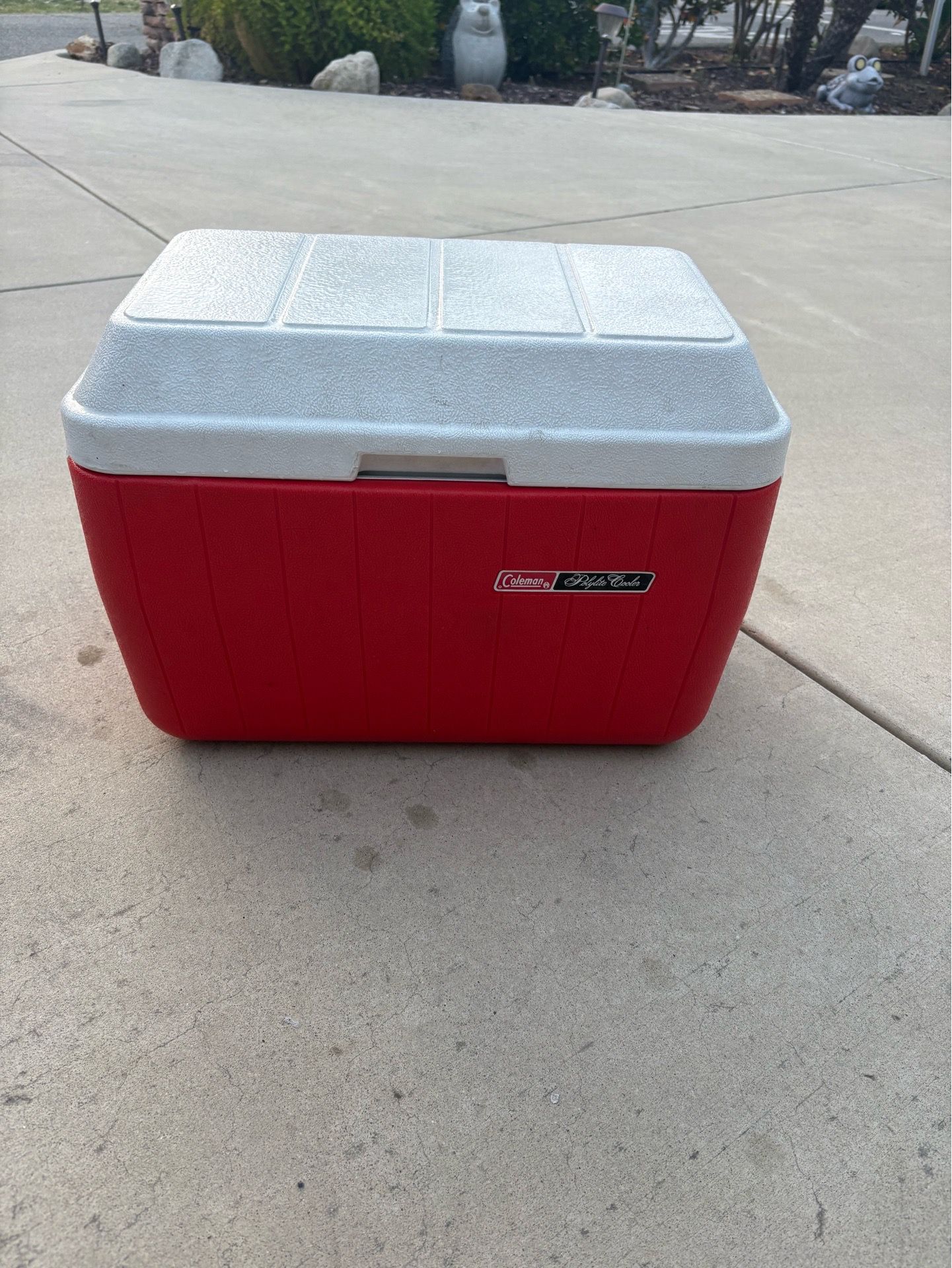 Coleman ice chest cooler