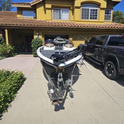 Triton Bass Boat 